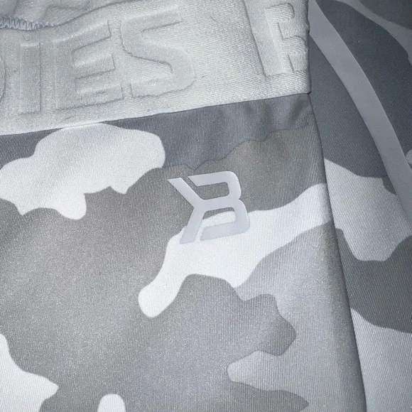 Better Bodies White Camo leggings size medium - Picture 11 of 15